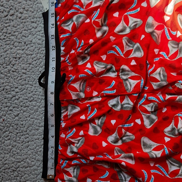 L Hershey's Kissess Men's Lounge Pants - Picture 7 of 7